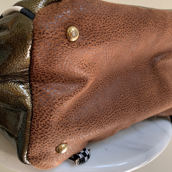 Silver Plum Handbag/Backpack/CrossBody - Picture 8 of 12